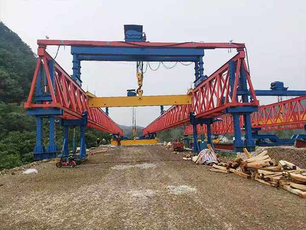 <b>120T-1000T架橋機租賃銷售</b>